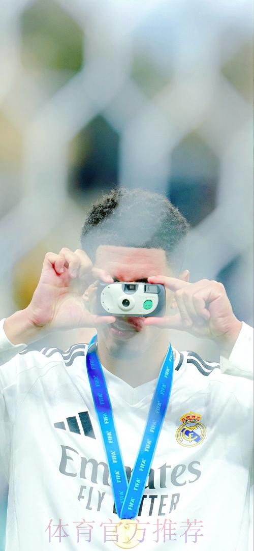 温格谈贝林厄姆:皇马会尝试引进他 皇马喜欢买球星 温格谈贝林厄姆:皇马会尝试引进他 皇马喜欢买球星